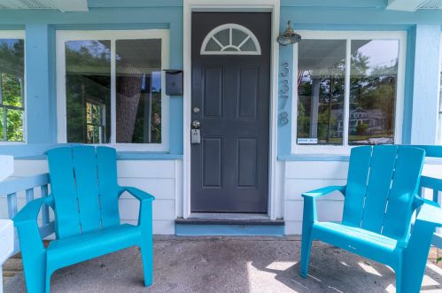 3378 Plum Ave, Meskegon, MI 49441-1042