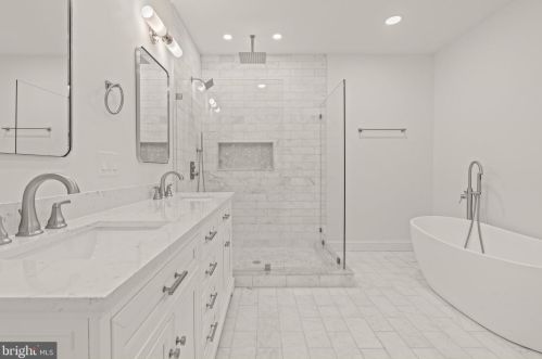 6424 City Ave, Philadelphia PA 19151-2410 exterior