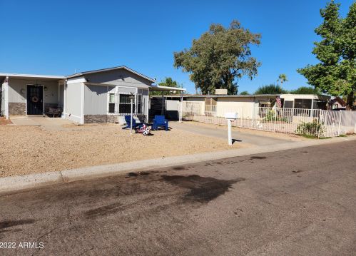 18214 2nd St, Phoenix AZ  85022-1006 exterior