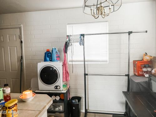 11232 18 Dr, Phoenix AZ 85007-2431 exterior