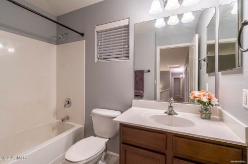 27601 25th Dr, Phoenix AZ  85085-4724 exterior