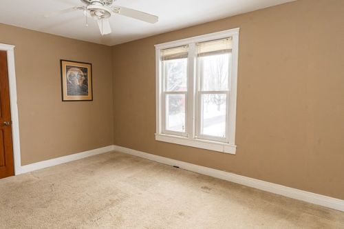 905 Tappan St, Bull Valley IL 60098-2451 exterior