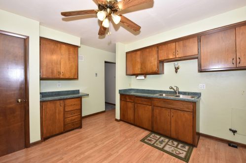 3770 73rd St, Milwaukee, WI 53216-1926