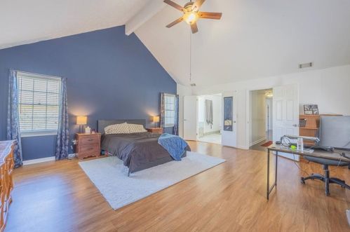 2802 Emerson Lake Dr, Lithonia GA  30078-6642 exterior