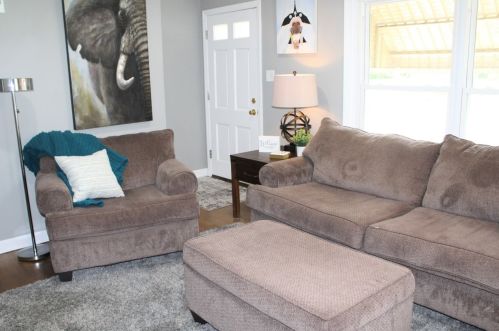 3933 54th St, Milwaukee WI  53216-2207 exterior