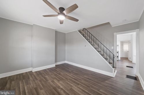 25 Regina Ave, Trenton NJ  08619-2201 exterior