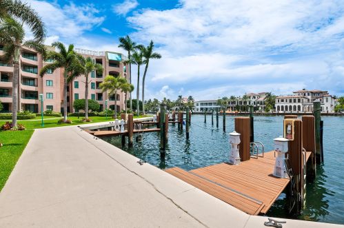 140 5th Ave, Boca Raton FL  33432-5045 exterior