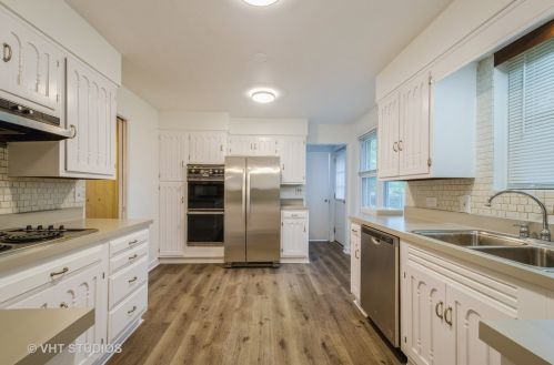 7034 Kostner Ave, Chicago IL 60712-1919 exterior