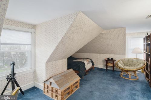 44 Linden Ave, Tavistock NJ 08033-2542 exterior