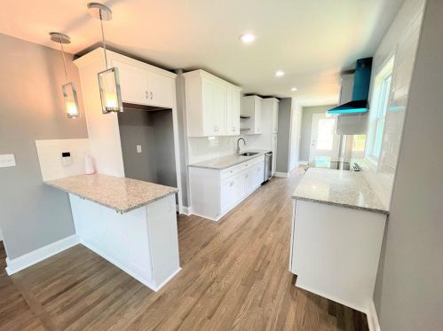 1702 Mary George Ave, Atlanta GA 30318-3551 exterior