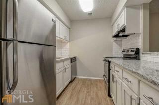 2007 Huntingdon Chase, Atlanta GA  30350-4933 exterior