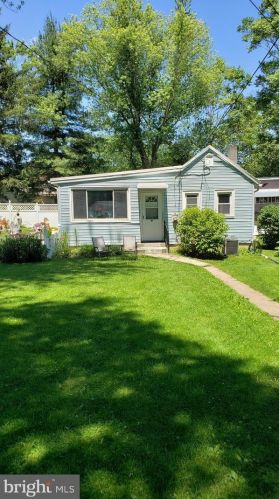 161 Pleasant View Rd, Hummelstown, PA 17036-8677