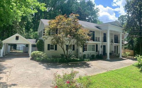 4275 Lake Forrest Dr, Atlanta GA  30342-3264 exterior