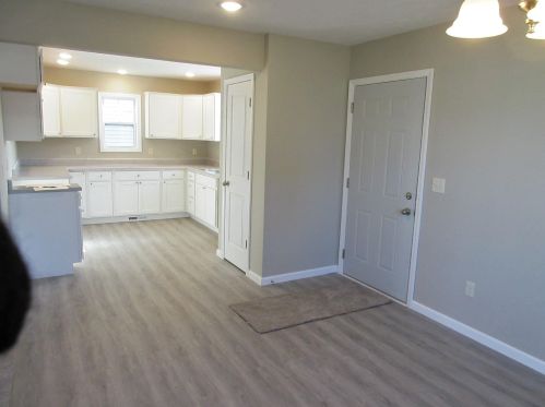 1551 Edgar Ave, Mishawaka IN 46545-7076 exterior