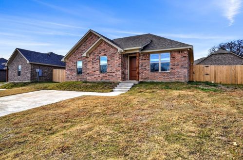 925 Barrett Ave, Denison TX  75020-5035 exterior