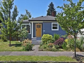 1153 75 Ave, Portland OR  97223-9265 exterior
