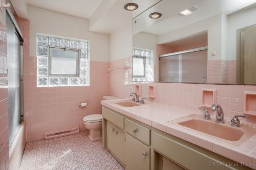 4830 Coyle Ave, Chicago IL 60712-2422 exterior