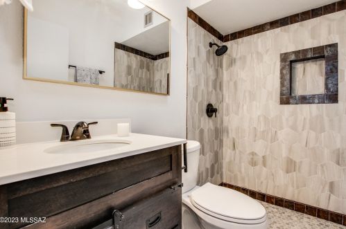 254 Melridge St, Tucson AZ  85706-3352 exterior