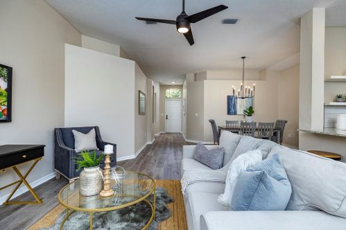 8820 Cypress Hammock Dr, Tampa FL 33614-1952 exterior