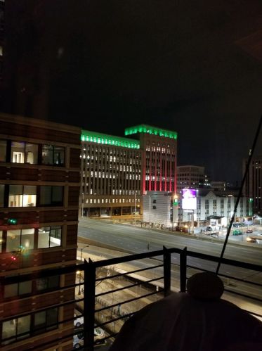 420 Clinton St, Chicago IL 60607-3803 exterior