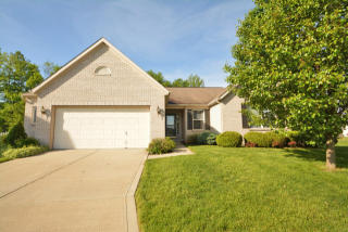 5220 Bogey Dr, Indianapolis IN  46235-6056 exterior
