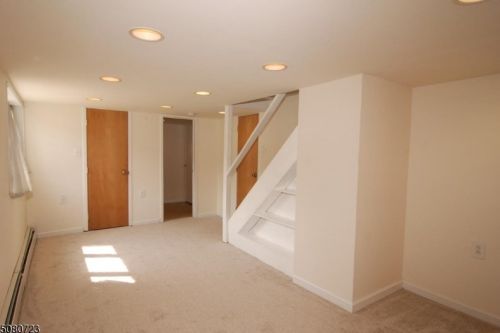 12 Tobyhanna Trl, Hopatcong NJ  07843-1024 exterior