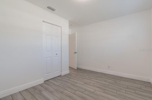 4722 Bay Ave, Tampa FL 33616-1070 exterior