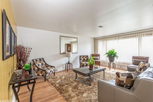 14927 Lincoln Ave, Dolton, IL 60419-2434