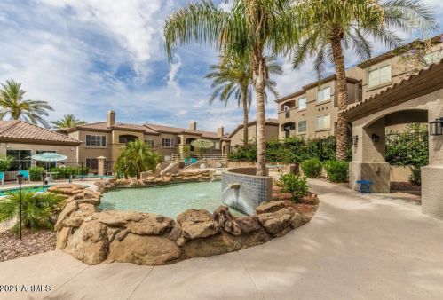 3236 Chandler Blvd, Phoenix AZ  85048-7207 exterior