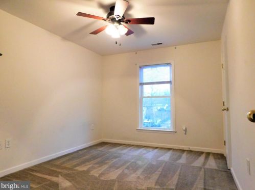 419 California Trl, Browns Mills NJ  08015-5638 exterior