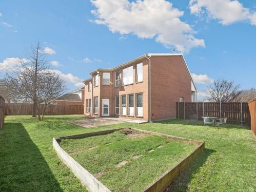 5210 Golfside Dr, Frisco TX 75035-8296 exterior