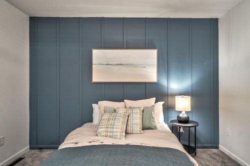 1202 Sprucebrook Dr, Kalamazoo MI 49048-5814 exterior