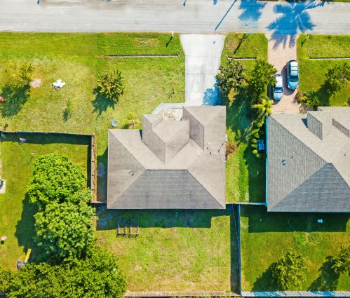 673 Haas Ave, Fort Pierce FL  34953-6418 exterior