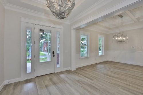 3709 Barcelona St, Tampa, FL 33629-6903