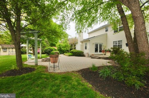 1302 Maple Ave, Roebling NJ 08554-1610 exterior