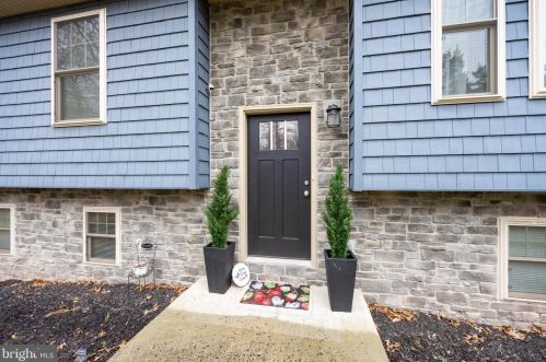 1792 Keim St, Pottstown PA  19465-8262 exterior