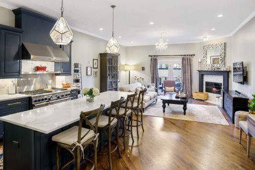 1751 Fairfield Ave, Chicago IL 60632-2211 exterior