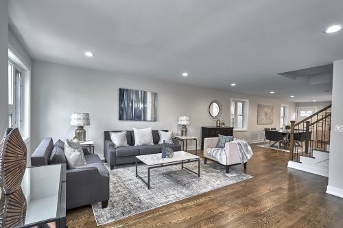 2046 Bingham St, Chicago, IL 60647-4032