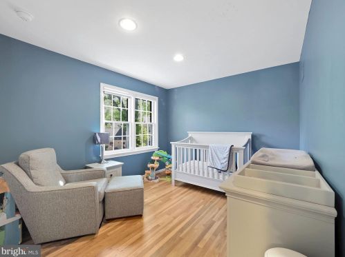 8224 Inverness Holw Ter, Rockville MD 20854-2726 exterior