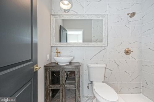 5431 Addison St, Philadelphia PA 19143-1424 exterior