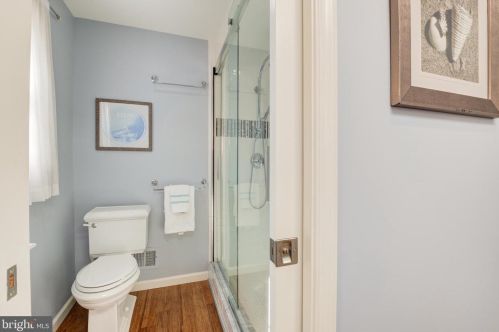 16616 Cutlass Dr, Rockville MD 20853-1332 exterior