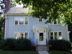 74 Athelstane Rd, Newton, MA 02459-2419