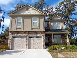 2148 Newbury Oaks Dr, Lawrenceville GA  30044-7471 exterior