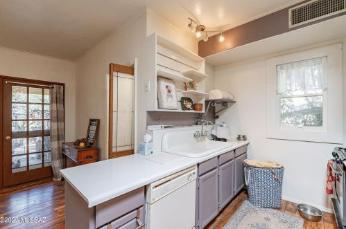 5800 Edwin Rd, Tucson AZ 85739-1926 exterior