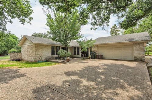 304 Blue Rdg Trl, Austin TX 78746-4538 exterior