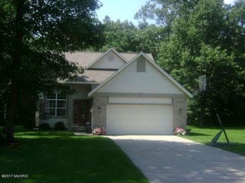 2041 Rambling Oak Dr, Meskegon, MI 49445-1690