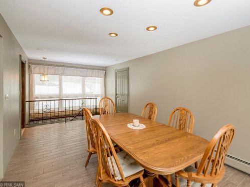 520 Glenbrook Ave, Saint Paul MN 55128-6505 exterior