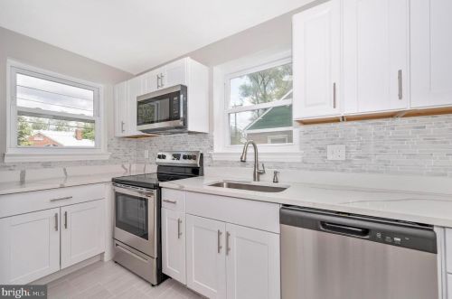 4 Hamilton Ave, Silver Spring MD  20901-3411 exterior