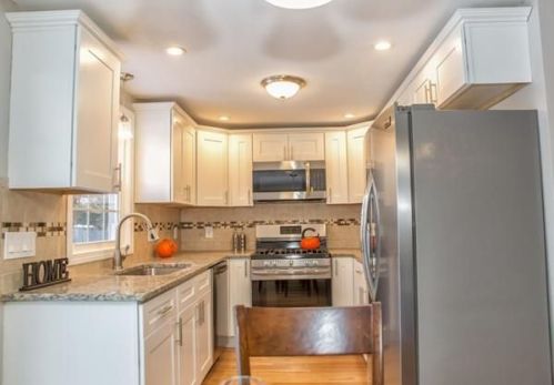 200 Mary Coburn Rd, Springfield, MA 01129-2042