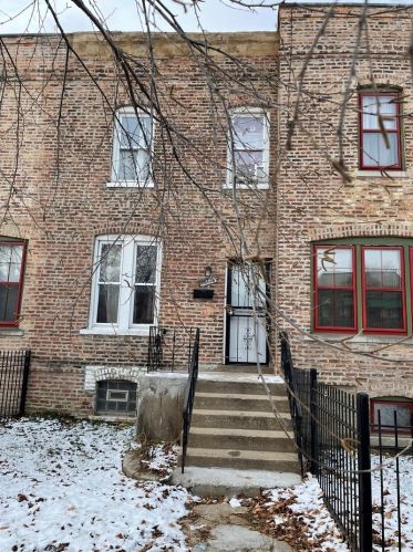 10726 Champlain Ave, Chicago, IL 60628-3808